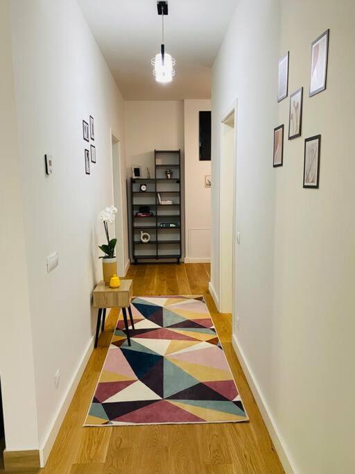 Apartamento 8Ight Braşov Exterior foto
