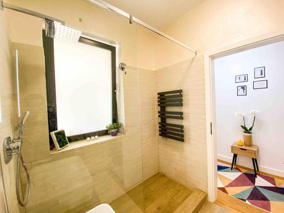 Apartamento 8Ight Braşov Exterior foto